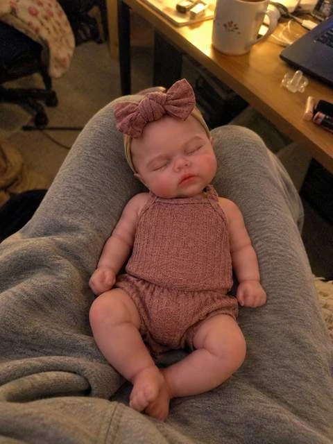 Photograph of mini-florence in a home setting